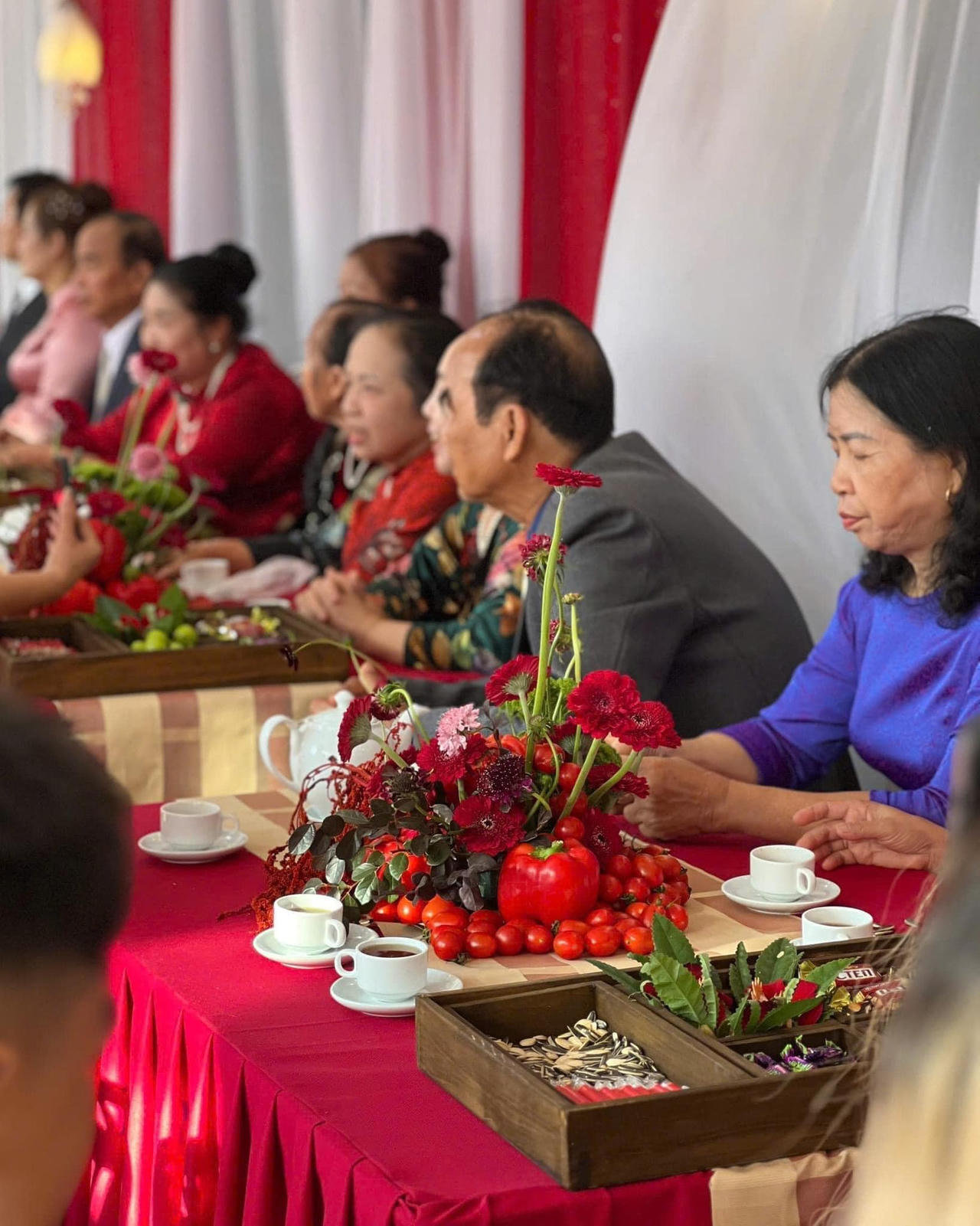 Độc lạ những đám cưới trang trí bằng rau củ quả