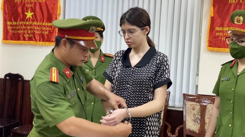 Công an thông tin vụ bắt giữ ca sĩ Chi Dân và người mẫu An Tây