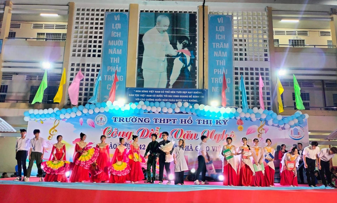 Sôi nổi nhiều hoạt động mừng Ngày Nhà giáo Việt Nam trên cả nước