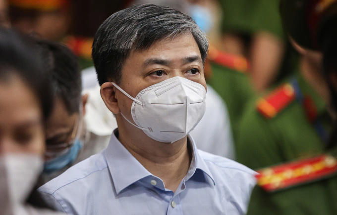 Sơ thẩm vụ án xảy ra tại Công ty Xuyên Việt Oil