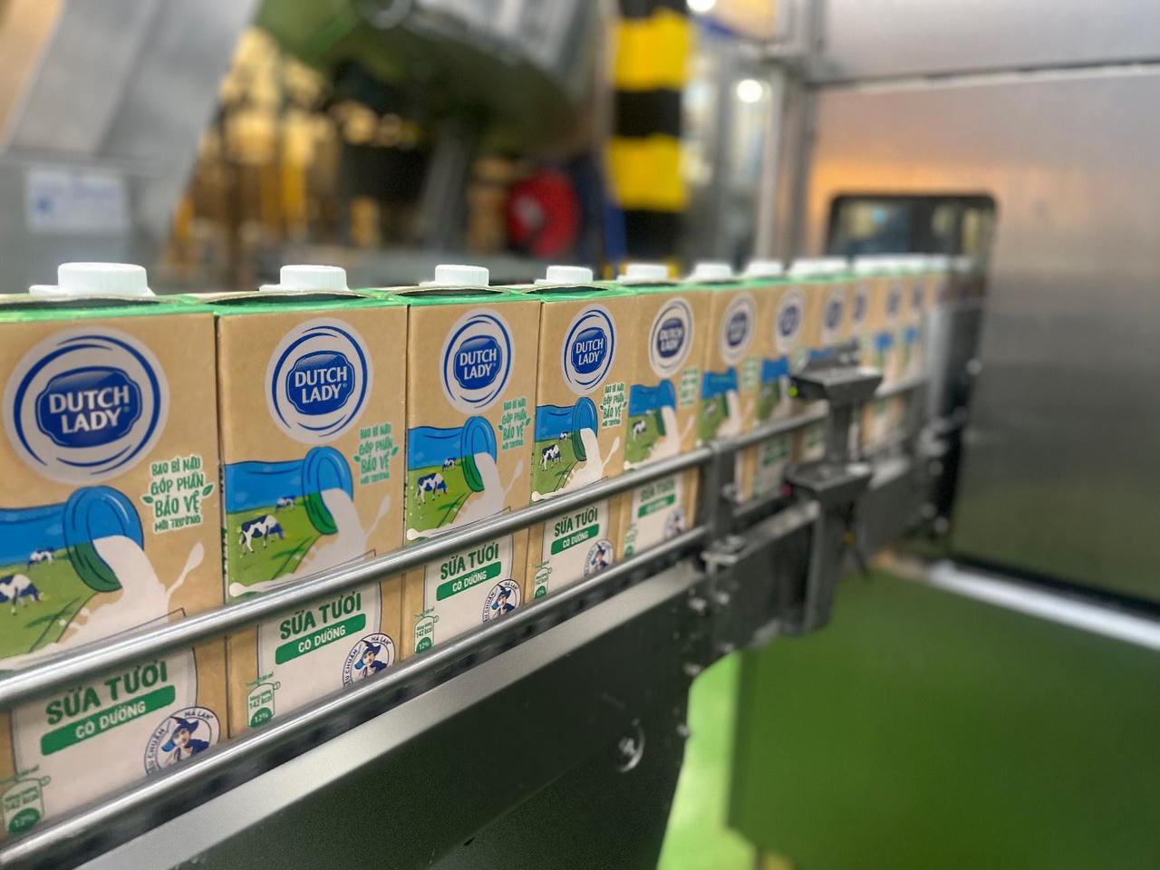 FrieslandCampina Việt Nam tiếp tục được vinh danh tại lễ công bố Doanh nghiệp bền vững CSI 2024