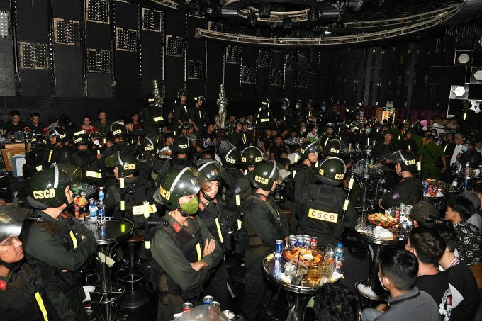 Tuyên án đội phó đội cảnh sát điều tra Võ Sỹ Hoàng lộ bí mật nhà nước cho quán bar Phương Lâm