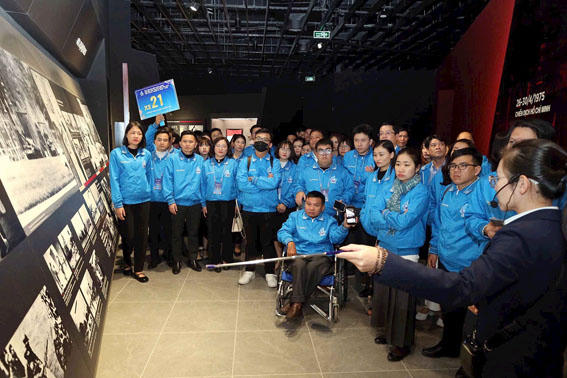 Thiêng liêng 'Tôi yêu Tổ quốc tôi' tại Bảo tàng Lịch sử Quân sự Việt Nam