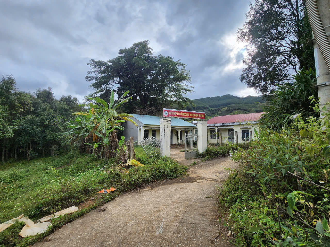 Khu tái định cư bị bỏ hoang tại Kon Tum: Bài 2 - UBND huyện Tu Mơ Rông đề xuất chuyển sang phát triển du lịch 