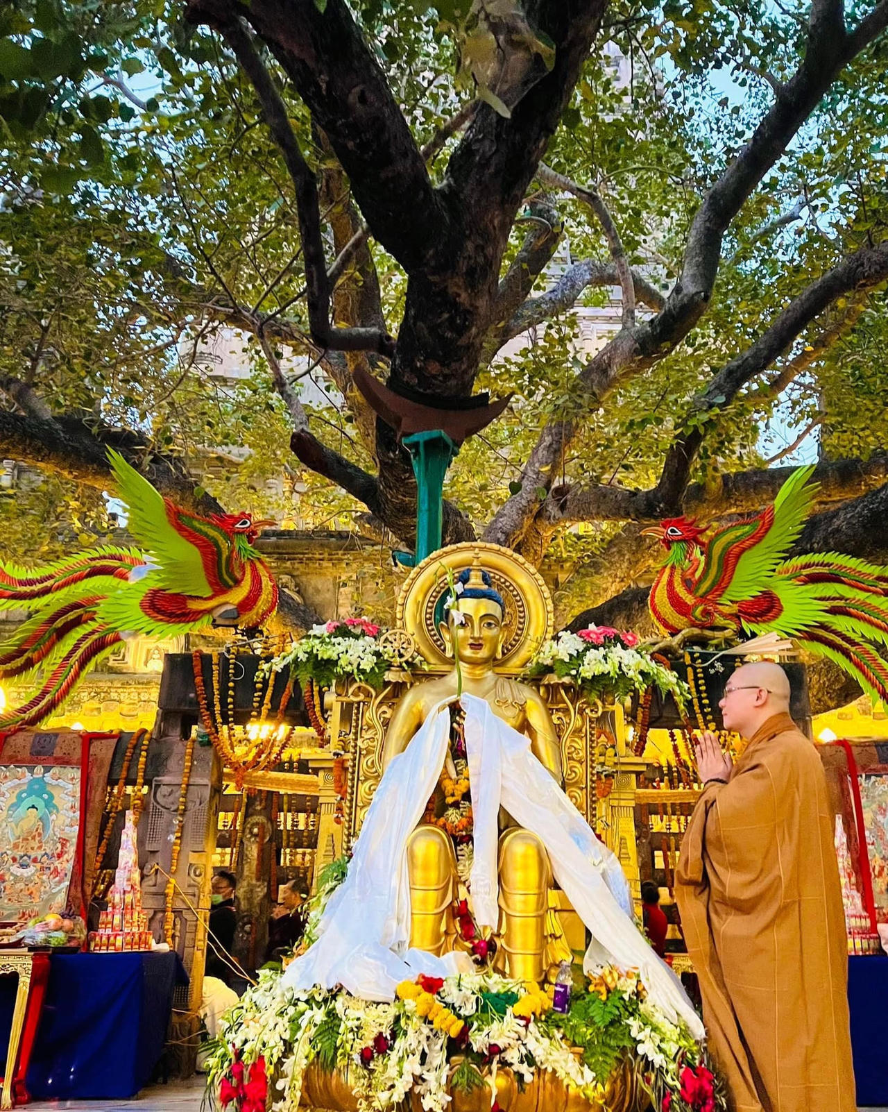 Hòa mình vào không khí đại lễ Đức Phật thành đạo cùng Phật tử cả nước