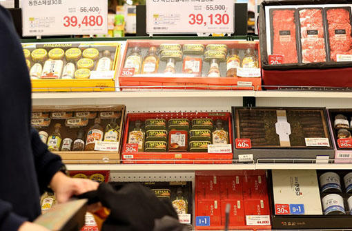 Tết xanh - tiết kiệm và bảo vệ môi trường