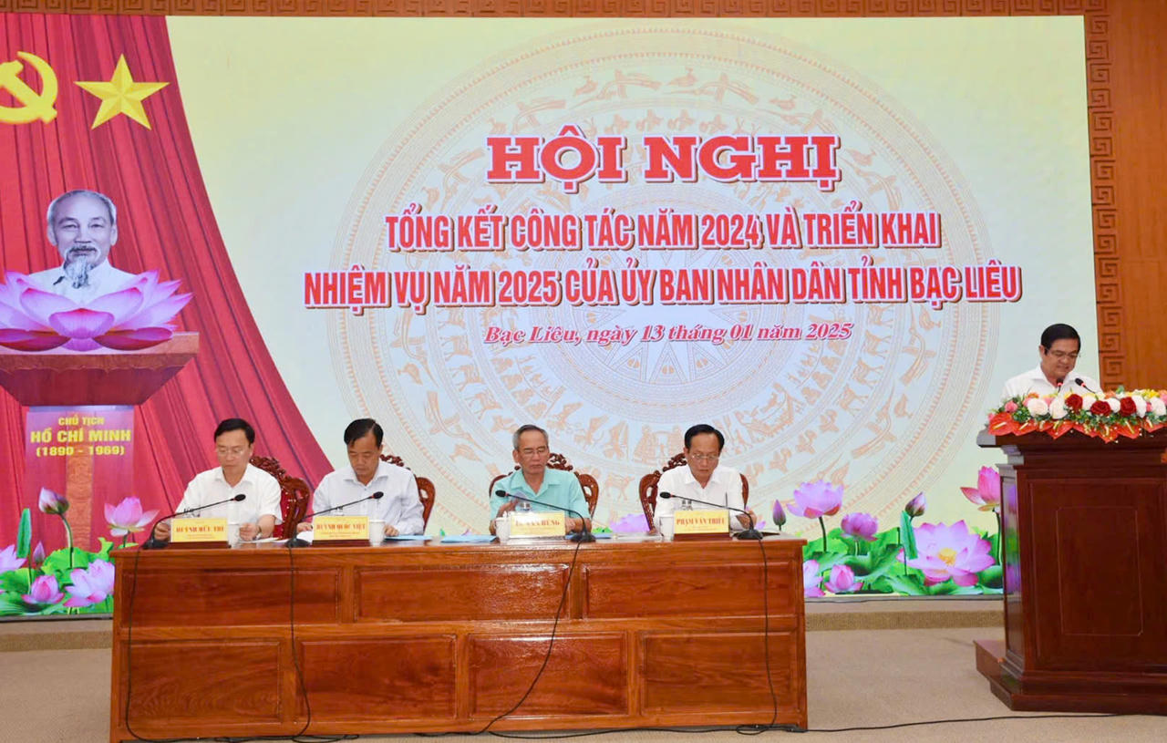 Đẩy nhanh tiến độ thực hiện Dự án Nhà máy điện khí LNG Bạc Liêu 