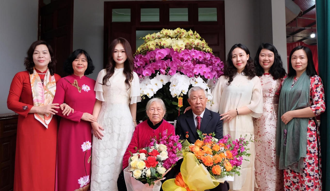 Tết không khoảng cách: người trẻ gìn giữ hồn Tết Việt