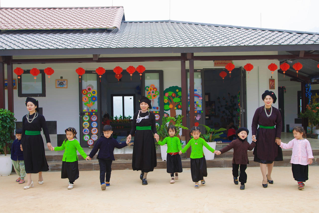 Bất khuất làng Nủ