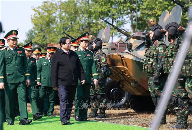 Thủ tướng Phạm Minh Chính thăm, chúc Tết, động viên lực lượng vũ trang ứng trực Tết