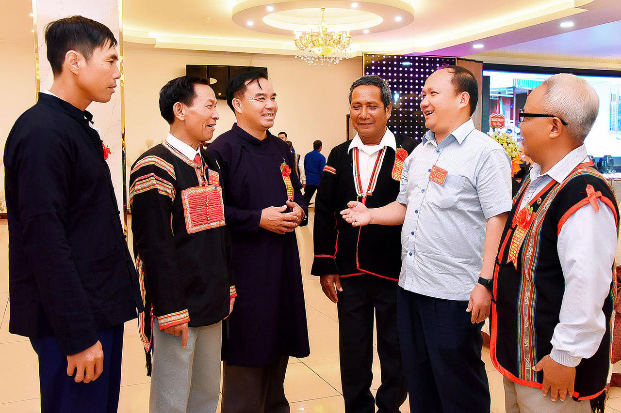 Cho Tây Nguyên thêm xanh