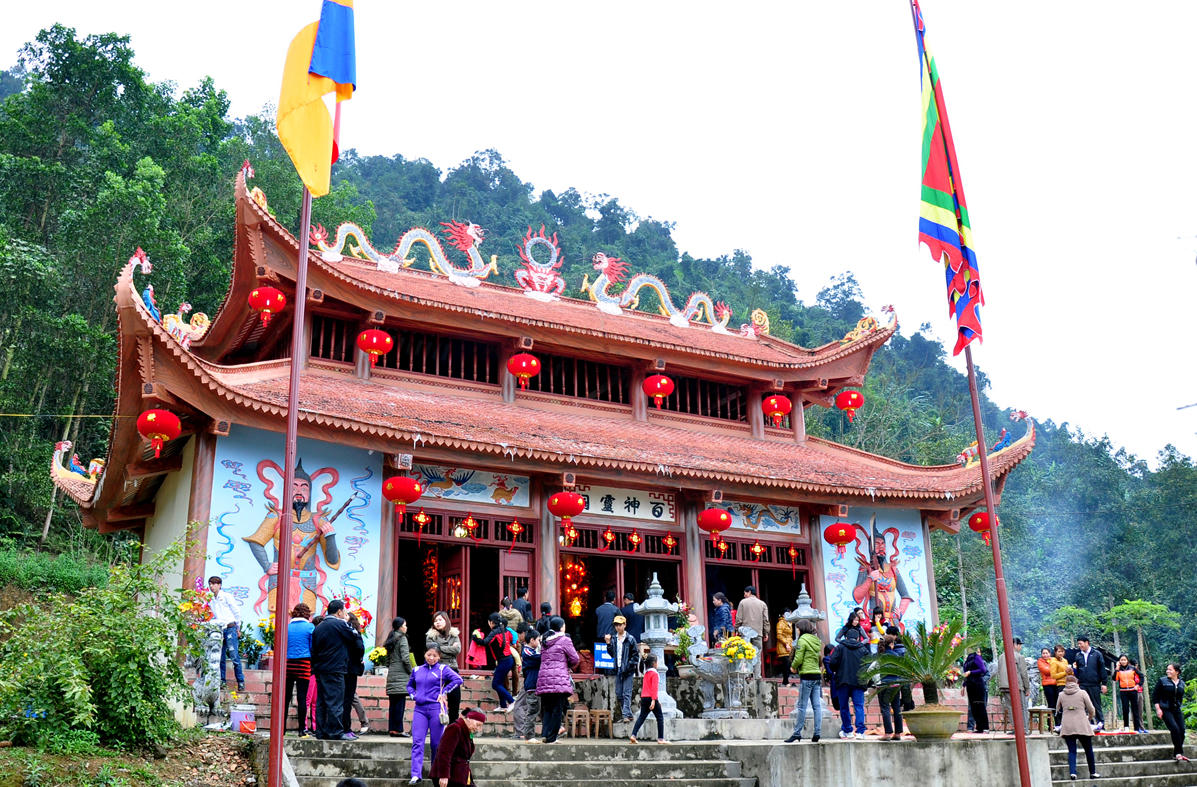 Khám phá 3 ngôi đền cổ linh thiêng bậc nhất xứ Tuyên