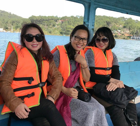 Cần chú trọng an toàn khi du lịch đường sông