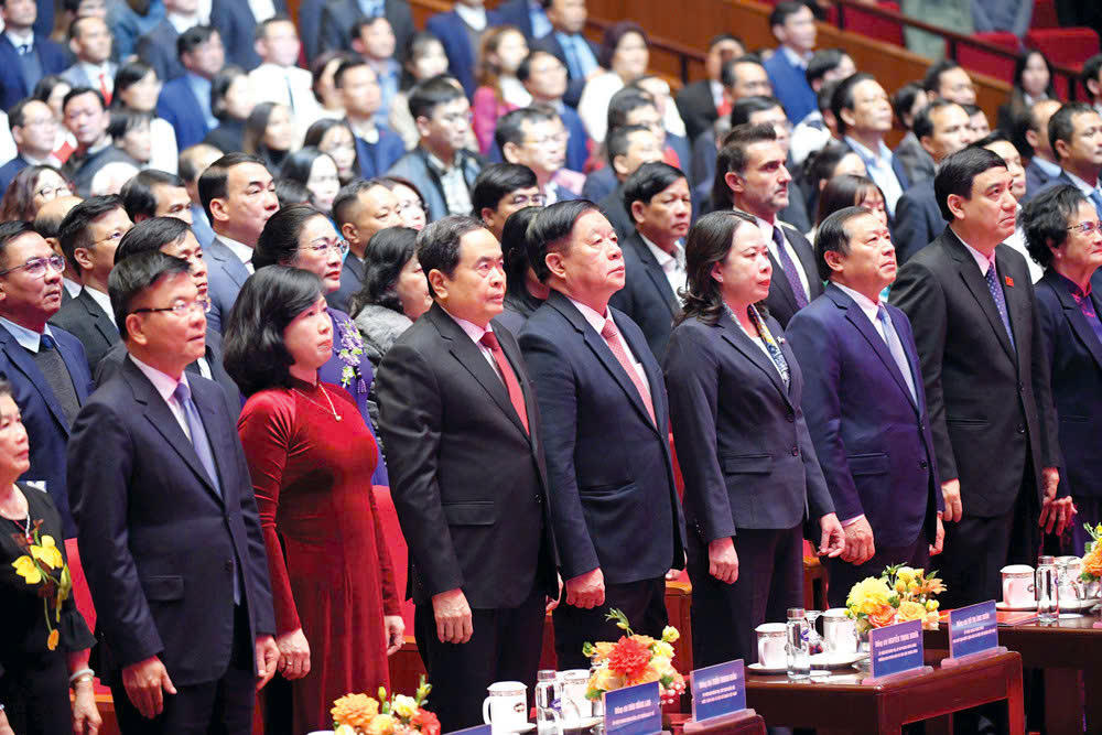 Không ngừng nỗ lực xây dựng nền y tế 'khoa học, dân tộc và đại chúng'