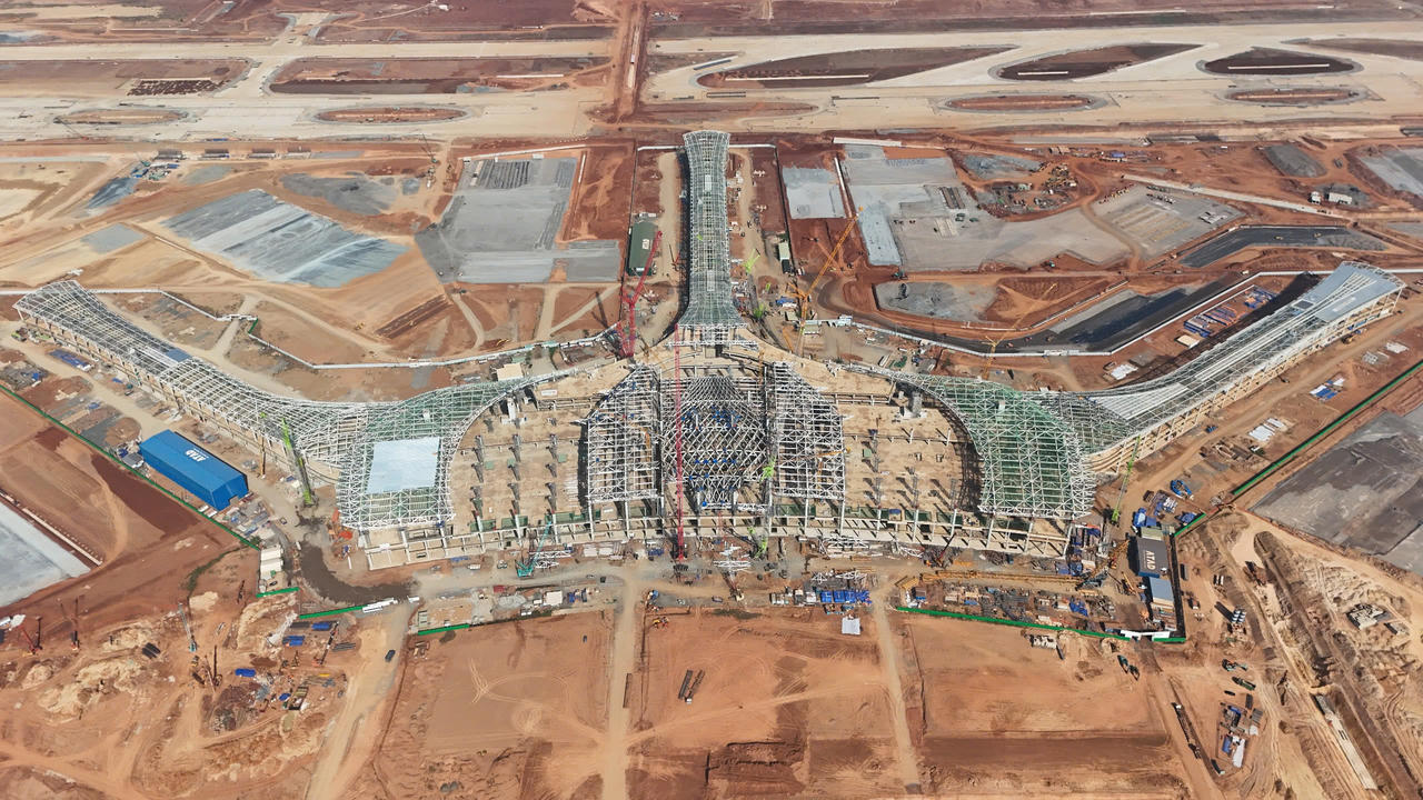 Công trường sân bay Long Thành tăng tốc, 'chạy đua' với tiến độ