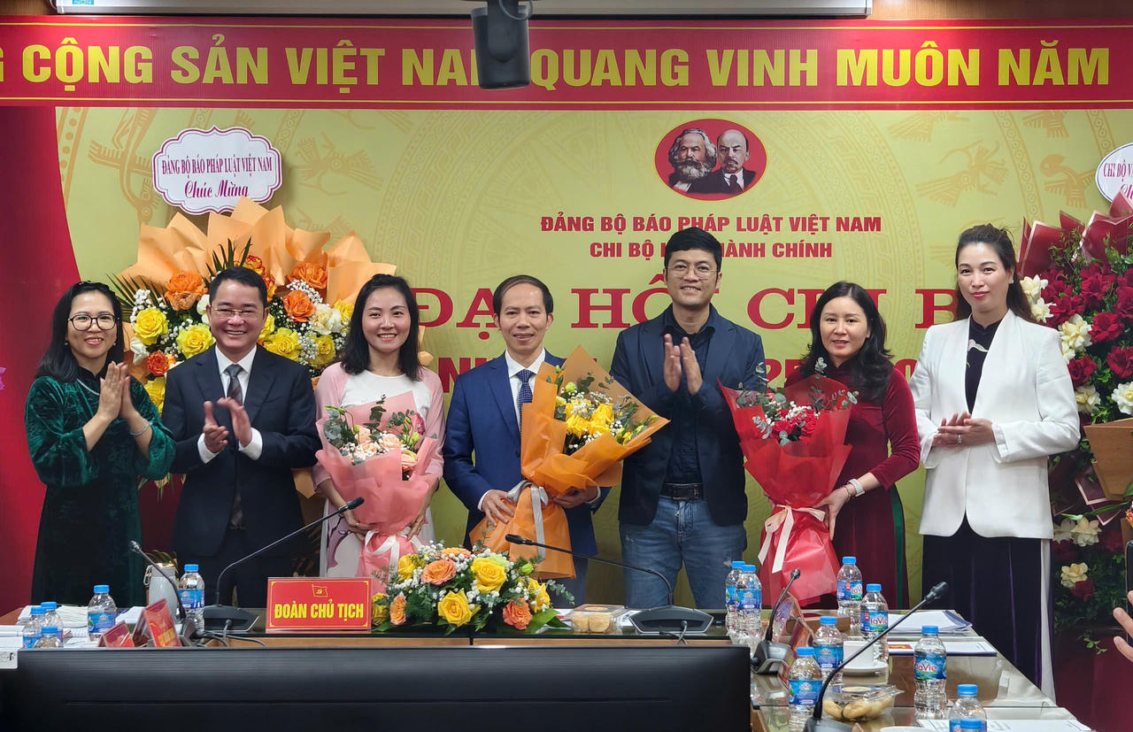 Chi bộ Khối Hành chính Đảng bộ Báo Pháp luật Việt Nam tổ chức thành công Đại hội 2025 – 2027