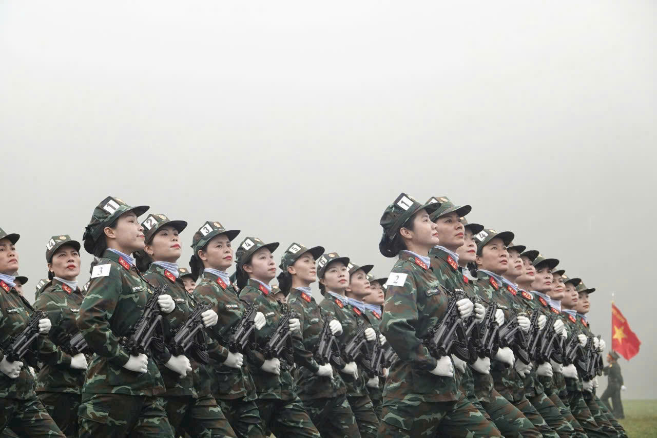 Hợp luyện diễu binh, diễu hành kỷ niệm 50 năm Giải phóng miền Nam