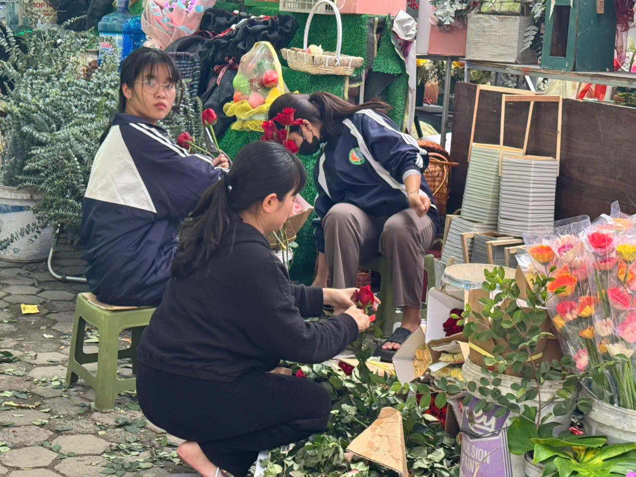 Thị trường hoa tươi 8/3 sẵn sàng chờ cao điểm mua sắm