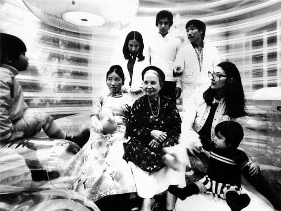 Quasar Khánh - nhà thiết kế tài năng và những chuyện chưa kể