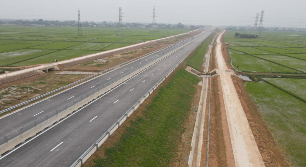 Dự án cao tốc đoạn Vạn Ninh - Cam Lộ (Quảng Trị): Trong tháng 3 phải bàn giao 100% mặt bằng sạch cho dự án