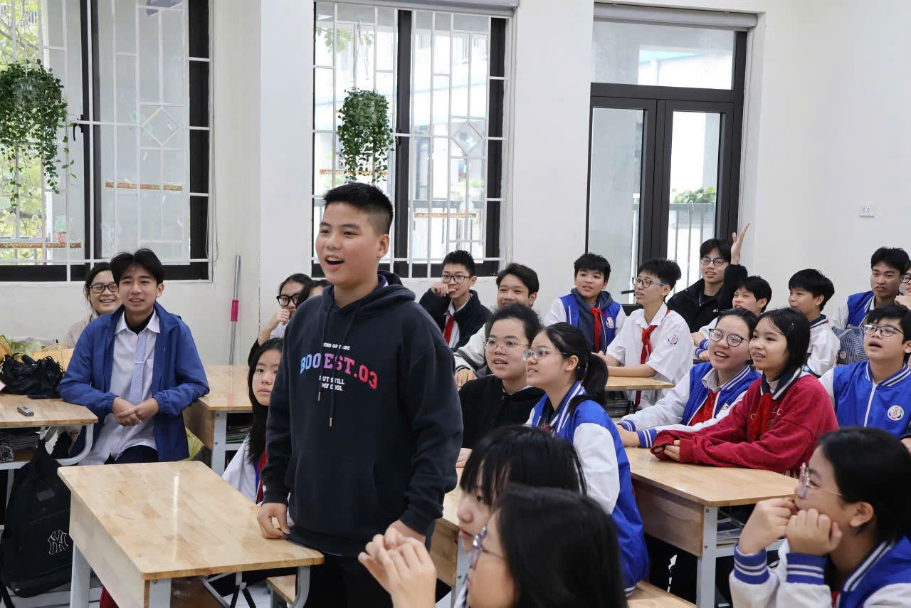 Nữ sinh trường Ams hỗ trợ hành trình tiếng Nhật