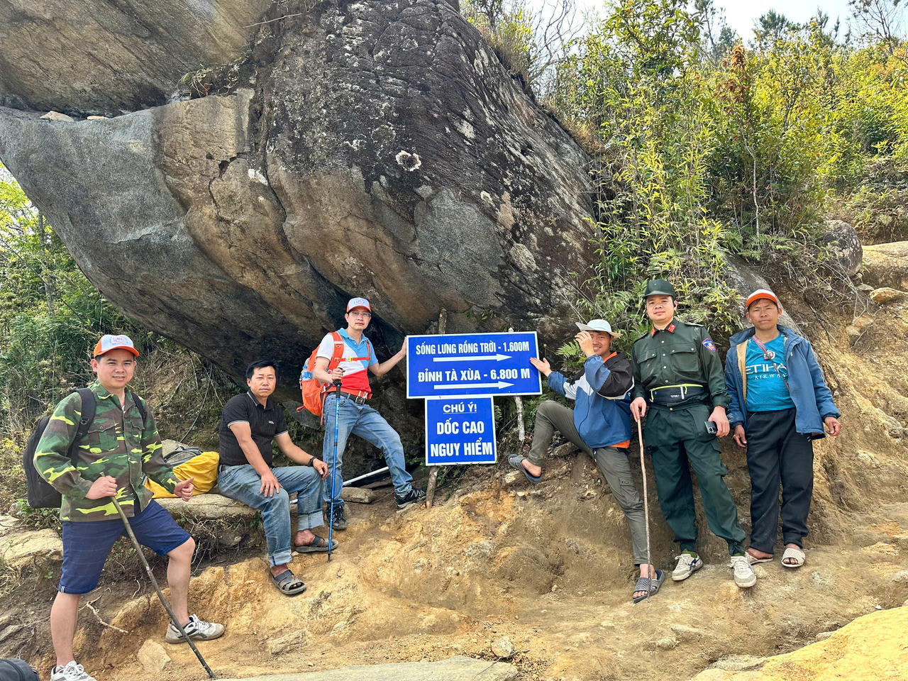 Hoàn thành công tác tiền trạm cho giải leo núi 'Bước chân trên mây' lần II - Chinh phục đỉnh Tà Xùa