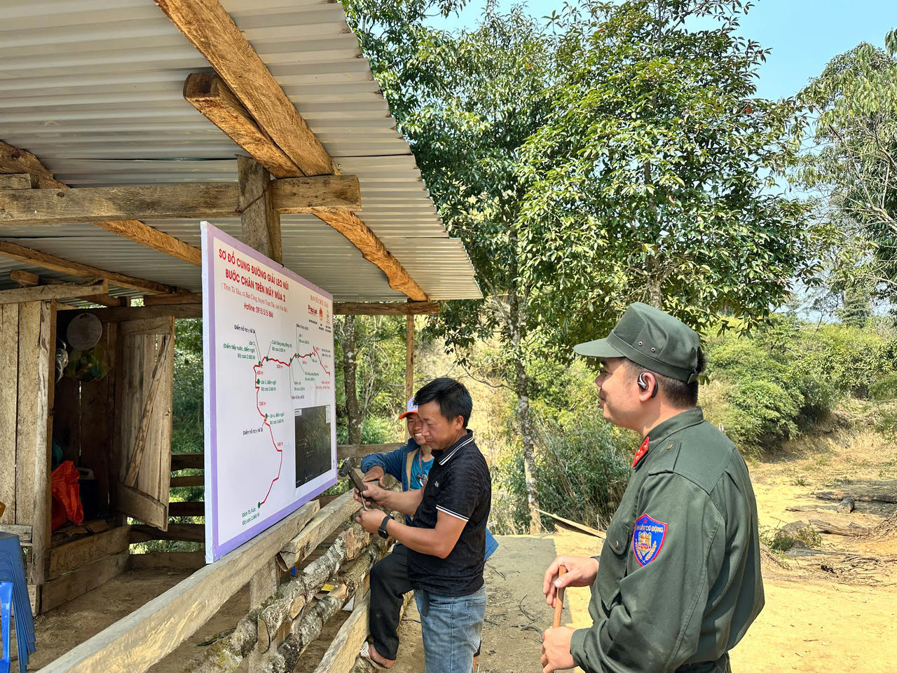 Hoàn thành công tác tiền trạm cho giải leo núi 'Bước chân trên mây' lần II - Chinh phục đỉnh Tà Xùa