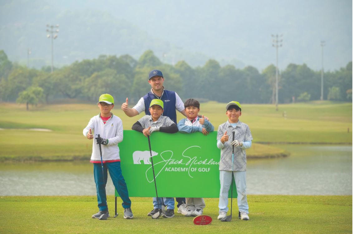 Giám đốc Đào tạo Học viện Golf Jack Nicklaus: "Tôi mong được thấy nhiều golfer trẻ Việt Nam thi đấu trên đấu trường quốc tế!"