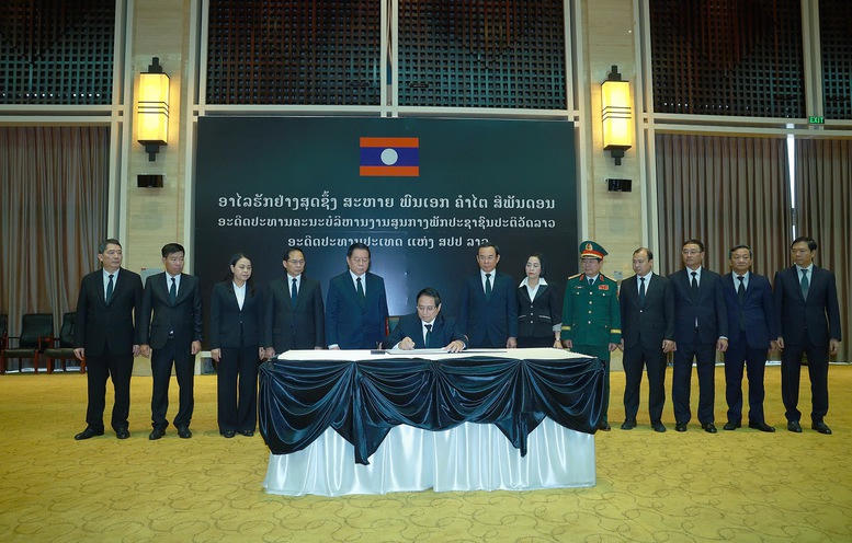 Thủ tướng Phạm Minh Chính dự Lễ truy điệu đồng chí Khamtay Siphandone