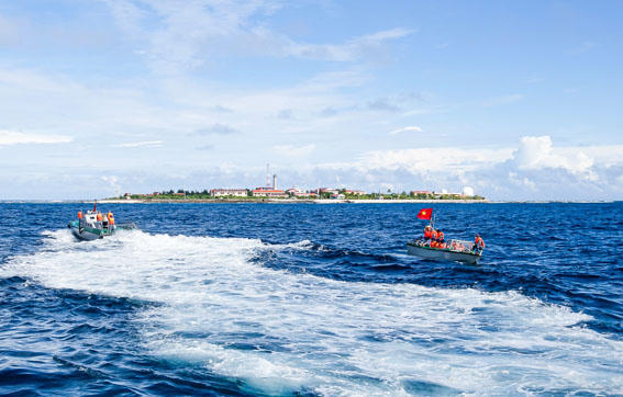 Trường Sa tha thiết, thiêng liêng - Bài 1: “Kình ngư” trắng trên biển Đông lộng gió