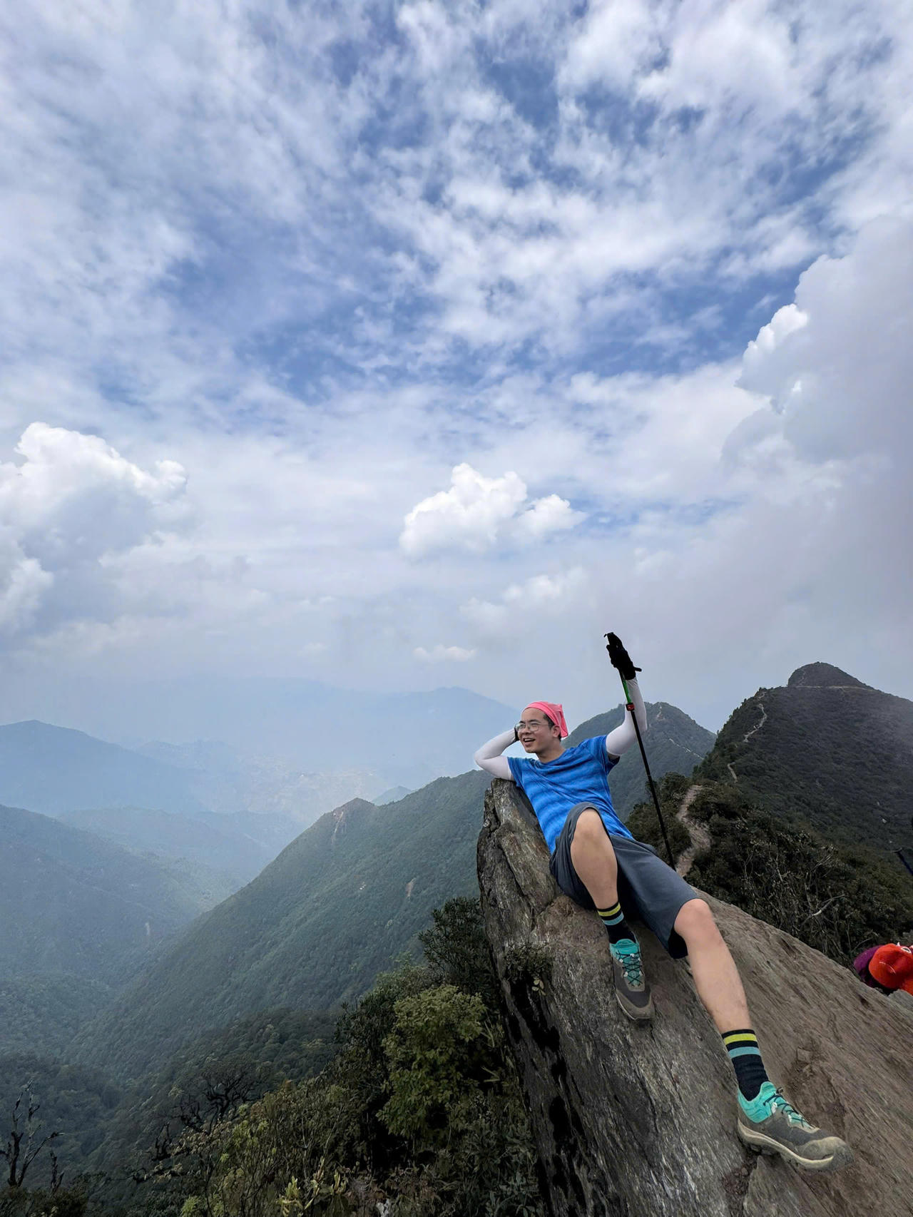 Mãn nhãn trong chuyến "săn mây" thành công của 100 nhà báo chinh phục đỉnh Tà Xùa