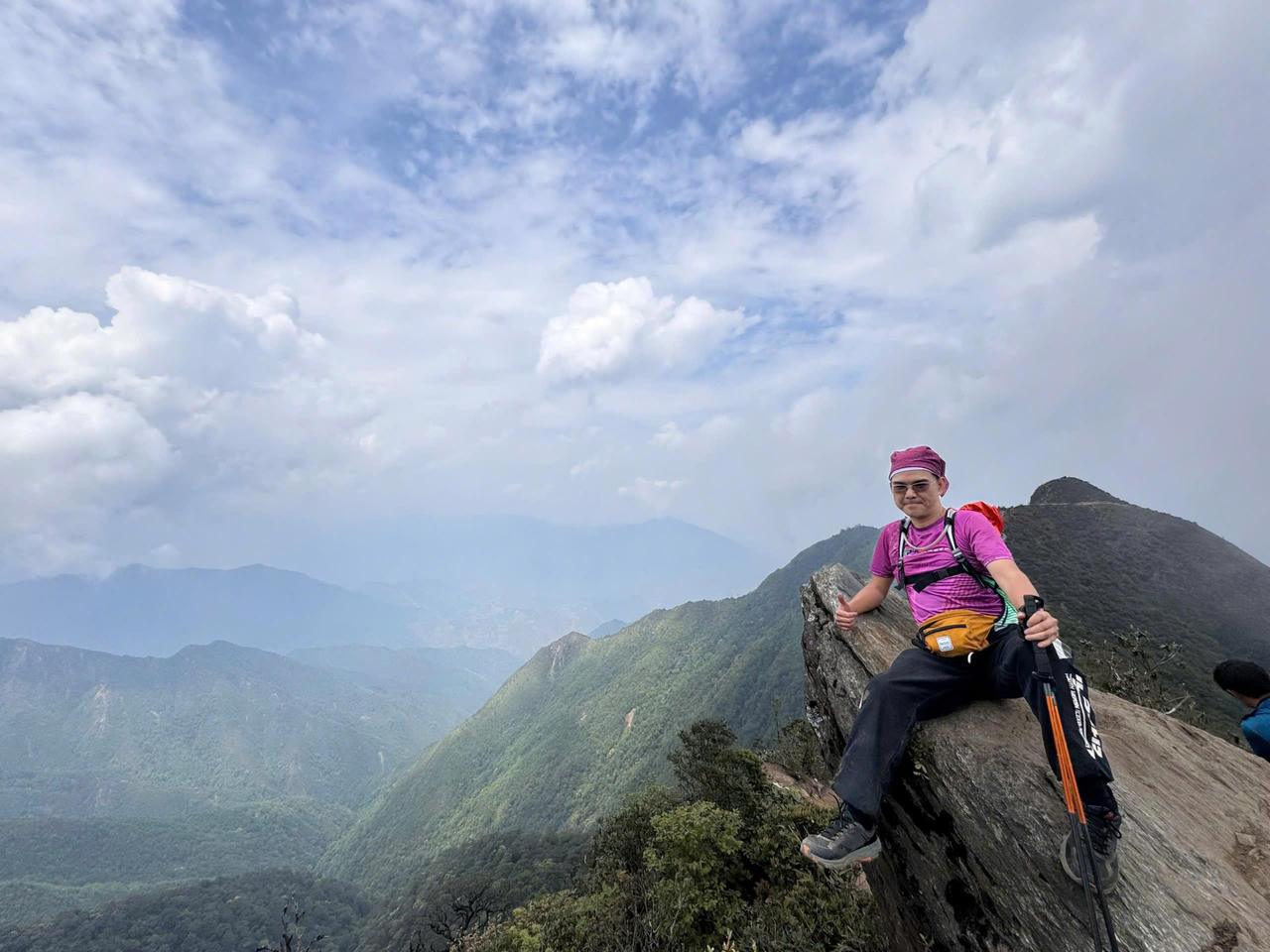 Mãn nhãn trong chuyến "săn mây" thành công của 100 nhà báo chinh phục đỉnh Tà Xùa