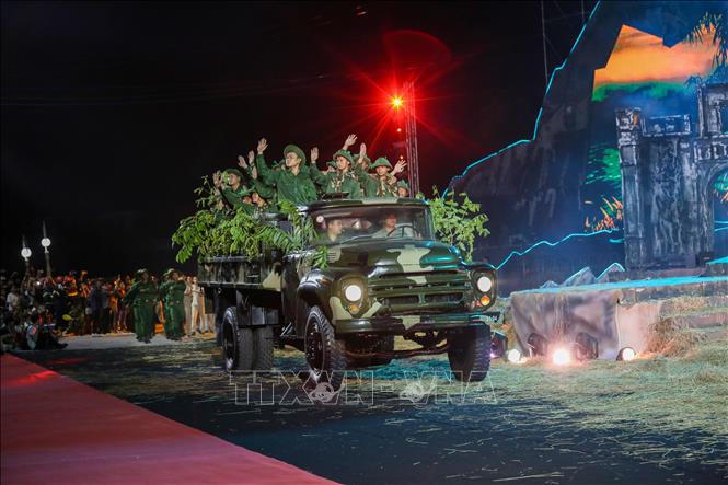 Thủ tướng Phạm Minh Chính dự chương trình nghệ thuật 'Ký ức để lại'