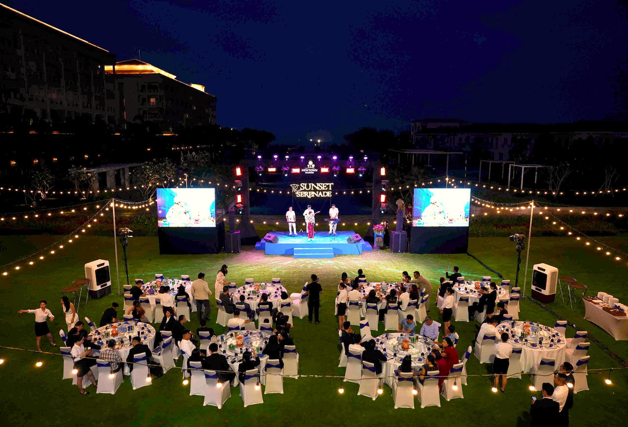 Tôn vinh dấu ấn tinh hoa tại sự kiện private của Newtown Diamond