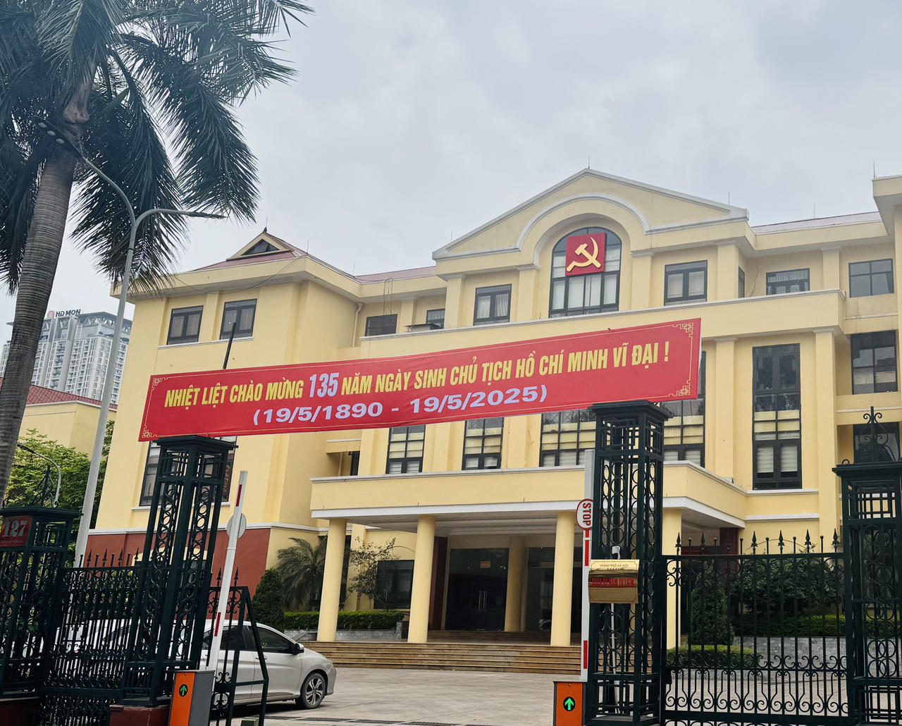 Hà Nội rực rỡ sắc màu kỷ niệm 135 năm ngày sinh nhật Bác 19/5