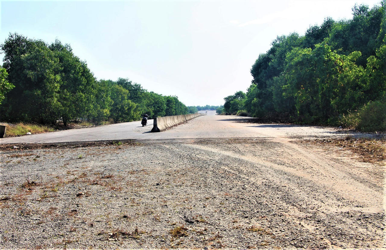 Quảng Nam: Dự án 5,8km đường 8 năm vẫn chưa hoàn tất 