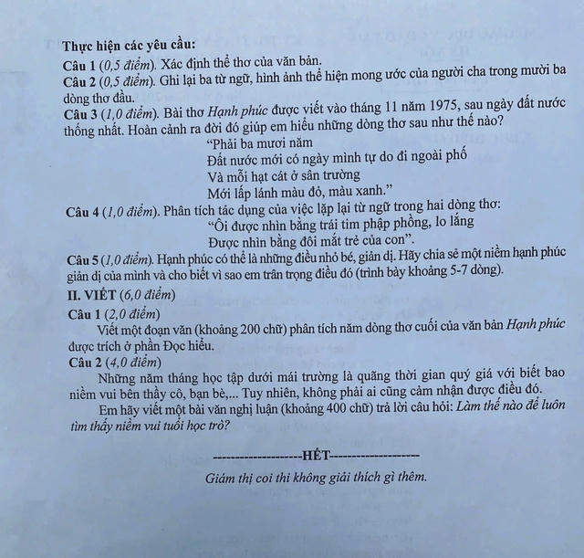 Thí sinh Hà Nội cười tươi vì đề môn thi đầu tiên vào lớp 10 'dễ thở'