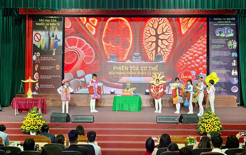 100% trường học ở Bắc Giang hành động vì môi trường 'không khói thuốc'