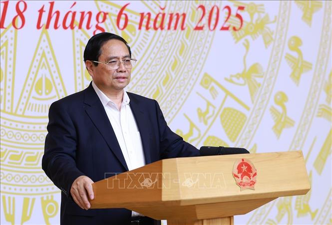 Thủ tướng Phạm Minh Chính: Không để việc sắp xếp đơn vị hành chính ảnh hưởng đến Kỳ thi tốt nghiệp THPT 2025