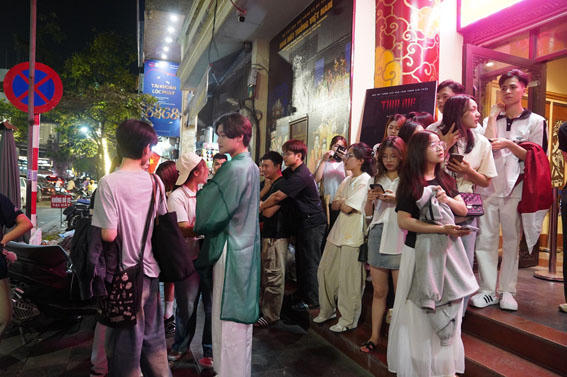 Thắp 'ngọn lửa' tuồng trong lòng giới trẻ