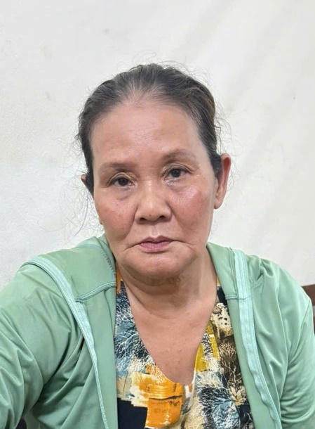 'Nữ quái' vào bệnh viện ở Hà Nội lừa tiền của bệnh nhân