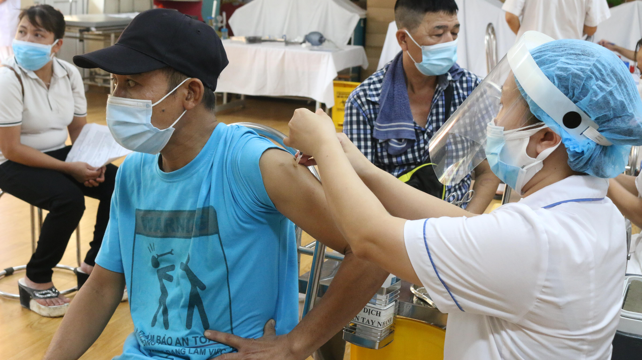 'Hà Nội nên bổ sung ưu tiên tiêm vaccine ngừa COVID-19 cho nhóm người khuyết tật' 