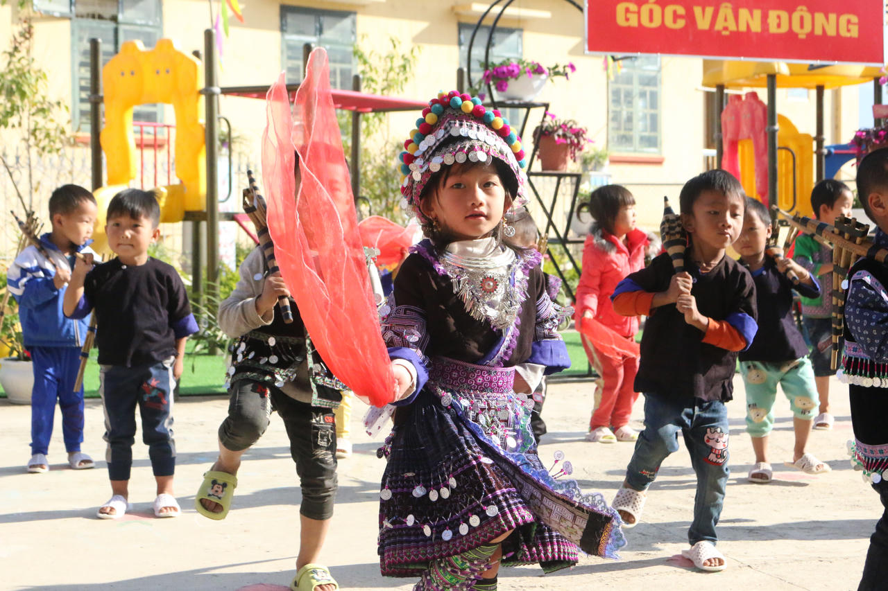 Những cô giáo kiên cường 'cắm bản' ở vùng cao Mù Cang Chải 