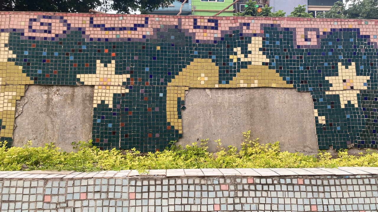  Hà Nội: Con đường gốm sứ xuống cấp nghiêm trọng