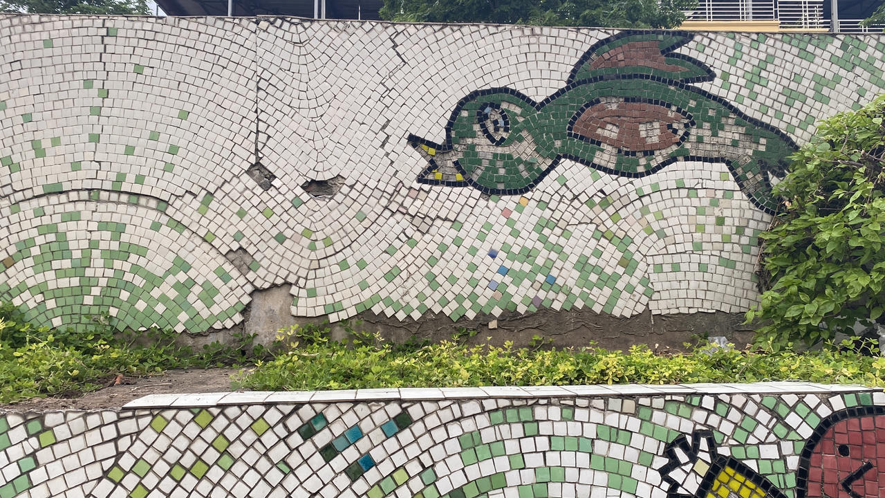  Hà Nội: Con đường gốm sứ xuống cấp nghiêm trọng