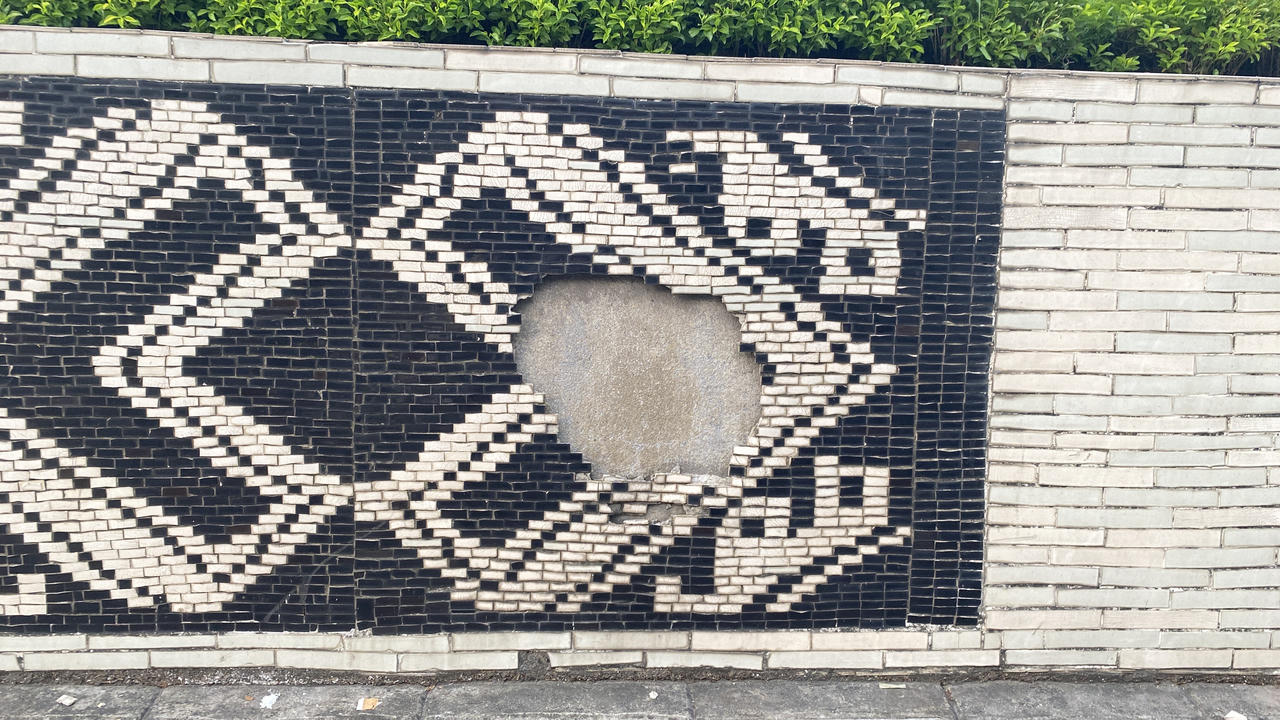  Hà Nội: Con đường gốm sứ xuống cấp nghiêm trọng