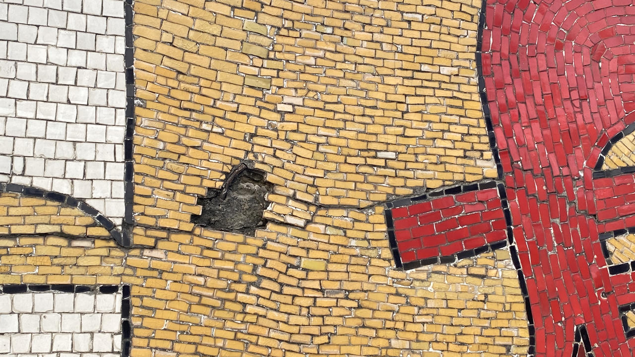  Hà Nội: Con đường gốm sứ xuống cấp nghiêm trọng