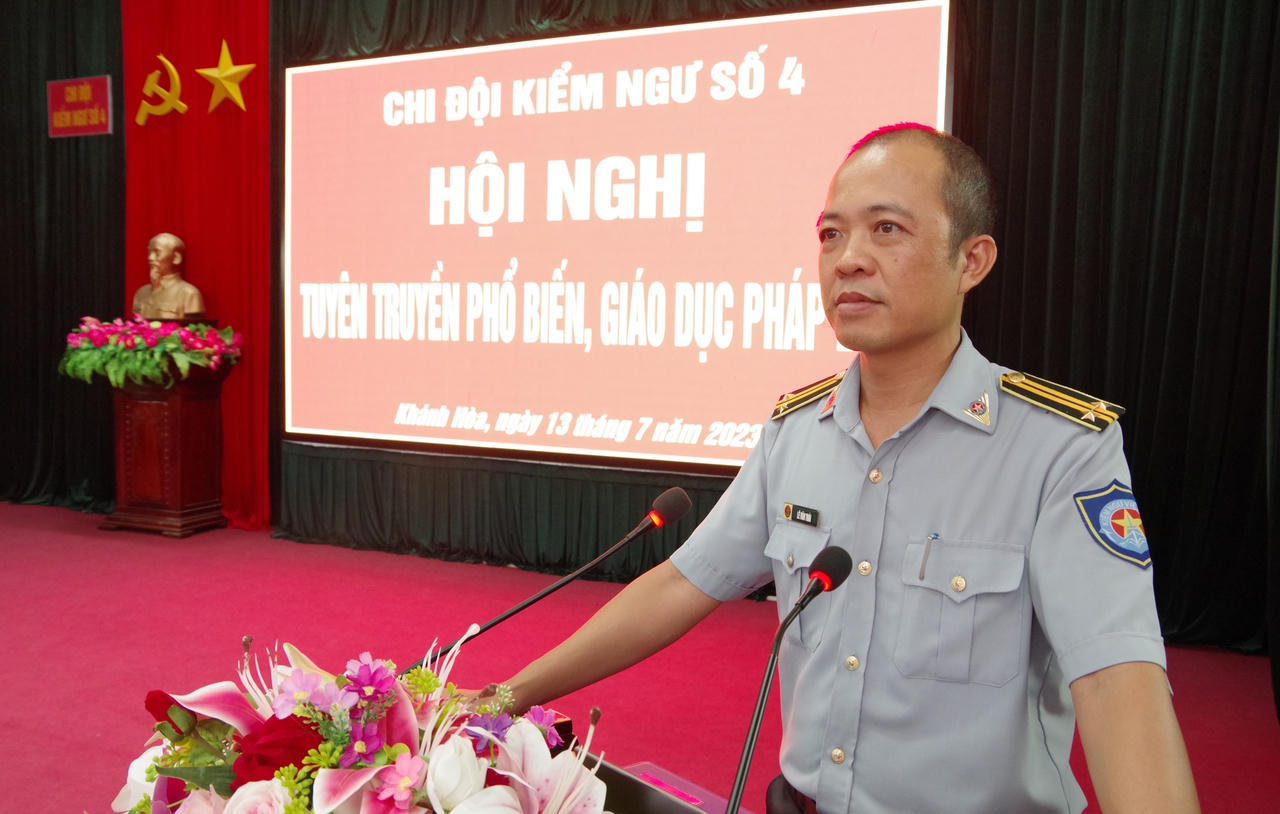 Chi đội kiểm ngư số 4 tuyên truyền phổ biến, giáo dục pháp luật