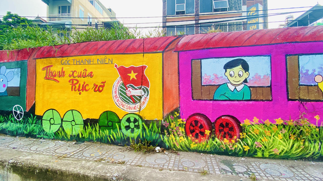 Hà Nội có thêm đường tranh bích họa