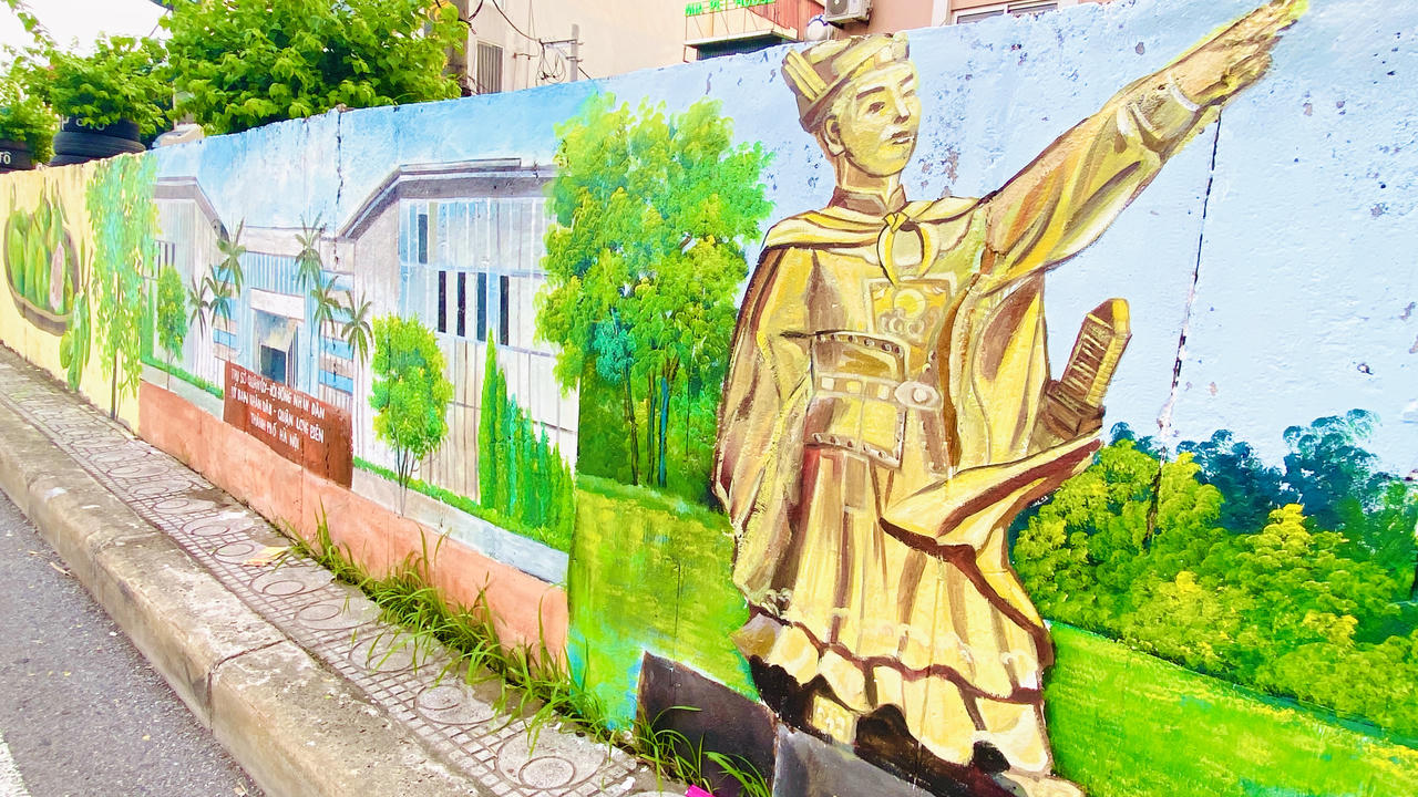 Hà Nội có thêm đường tranh bích họa